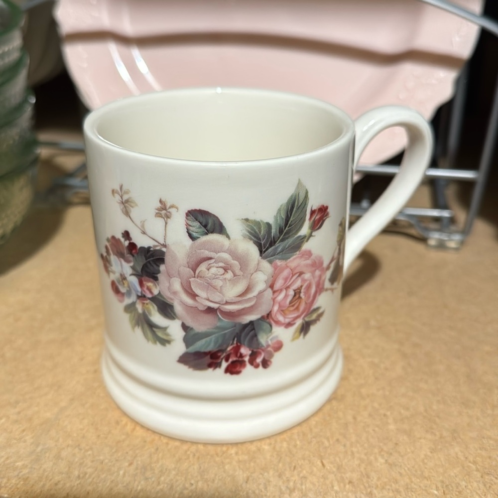 Grace Teaware Fine Porcelain Pink Floral coffee mug.